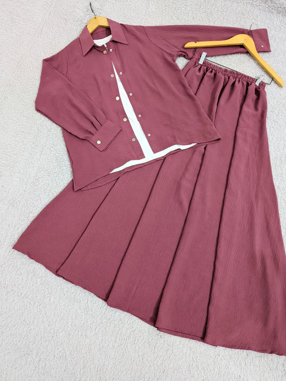 BELLA AURA (TOP AND SKIRT)