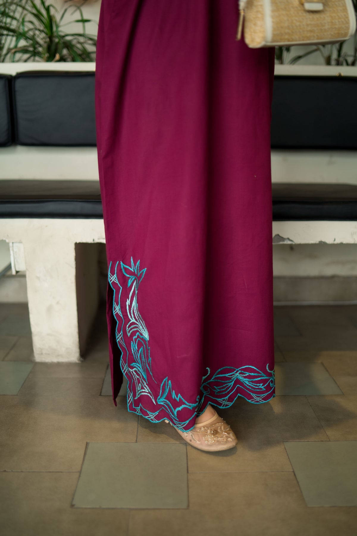 ATISH MEHROON KAFTAAN